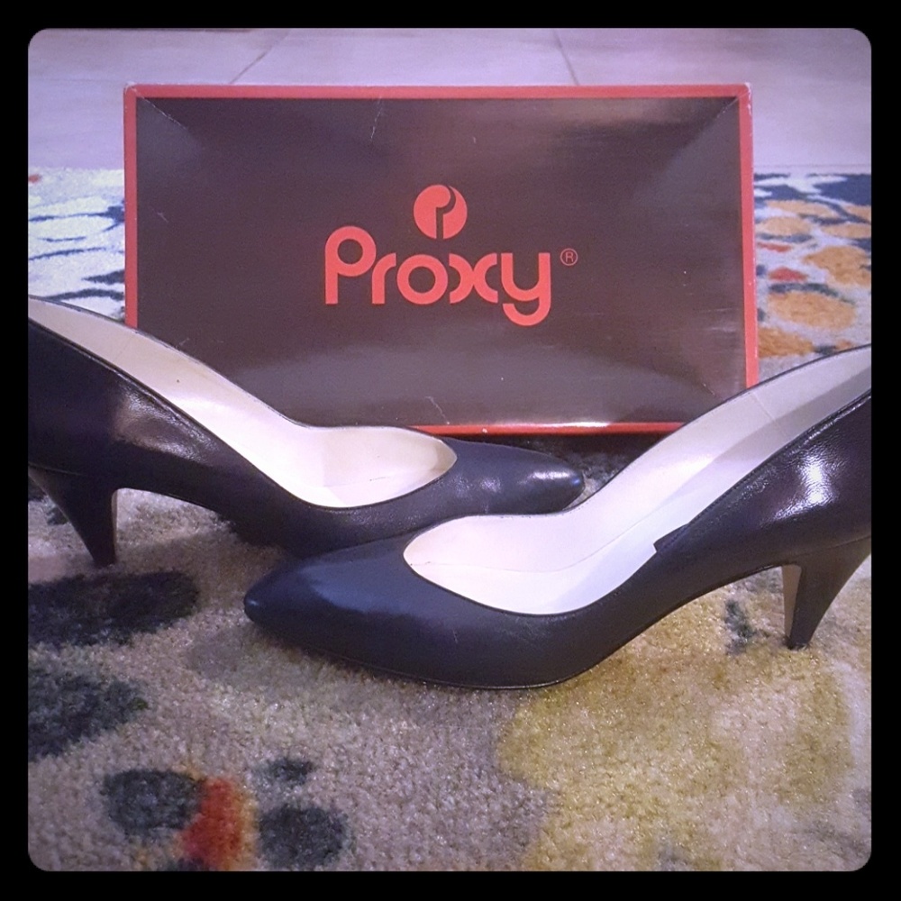Proxy Navy Heels